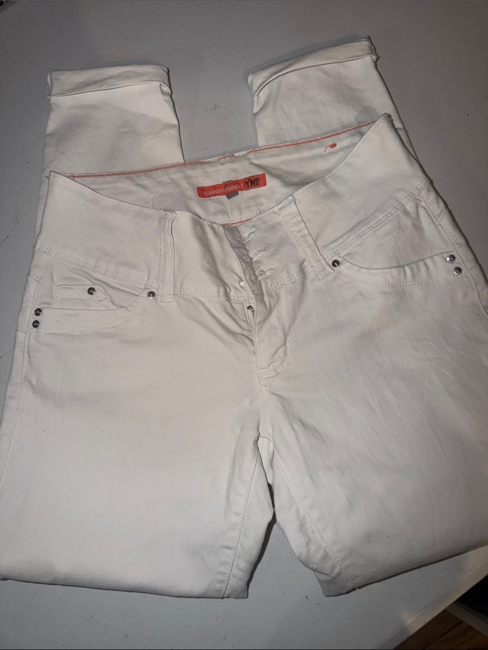 YMI Women's White Skinny Jeans